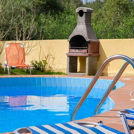 Nine Muses Апартаменти *