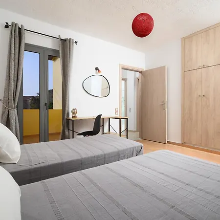 Nine Muses Апартаменти