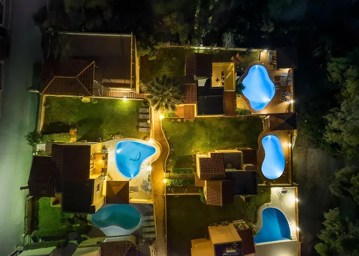 Nine Muses * Hersonissos (Crete)