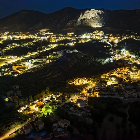 Nine Muses Apartamento *