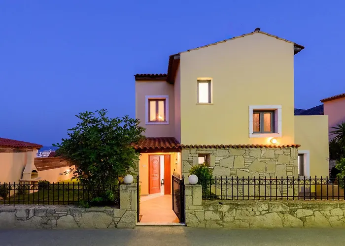 Nine Muses Апартаменти