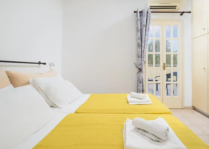 Nine Muses Апартаменти